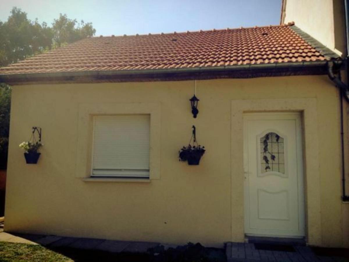 Gîte Étain, 2 pièces, 2 personnes - FR-1-585-3 Exterior foto